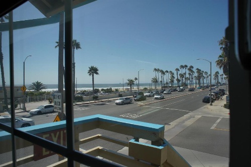 Huntington Surf Inn image 12