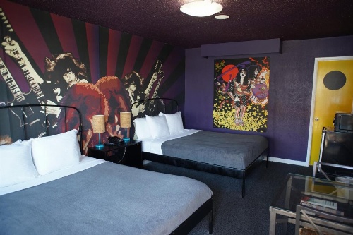 Huntington Surf Inn image 17