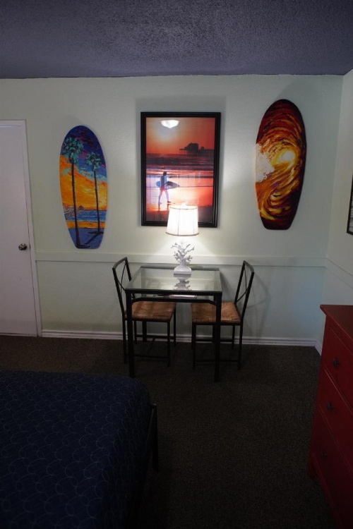 Huntington Surf Inn image 35