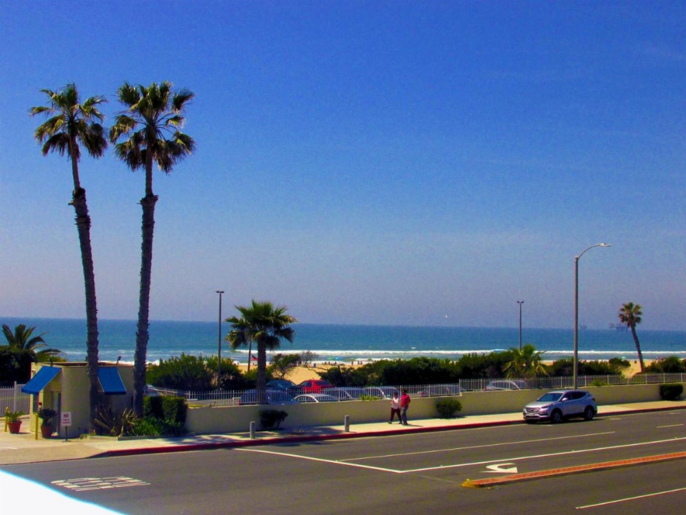 Huntington Surf Inn Image 42