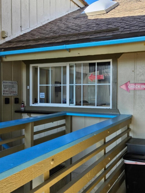 Huntington Surf Inn image 8